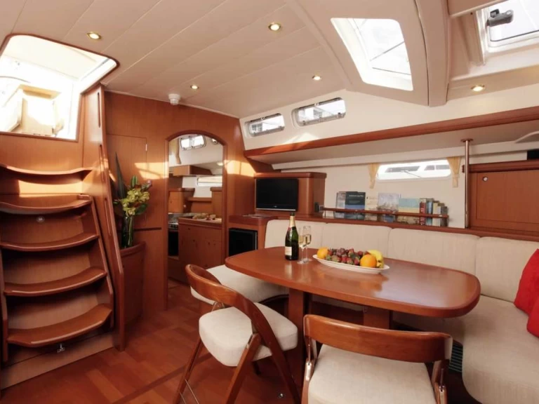 Hyra Segelbåt  med eller utan skeppare Bénéteau Punat 