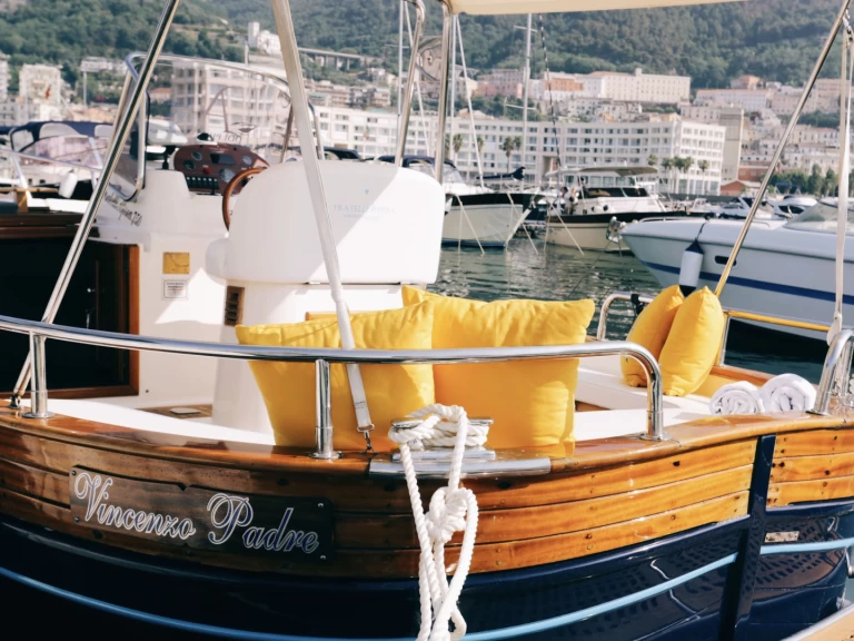 Hyr en Fratelli Aprea Sorrento 7,50 open cruise Salerno 