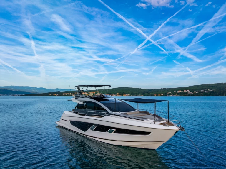 Hyra Lyx yacht med eller utan skeppare Sunseeker Rijeka 