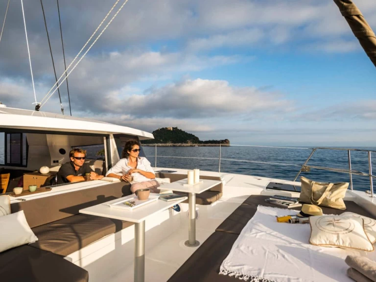 Yacht charter Kotor billig Bali 4.0