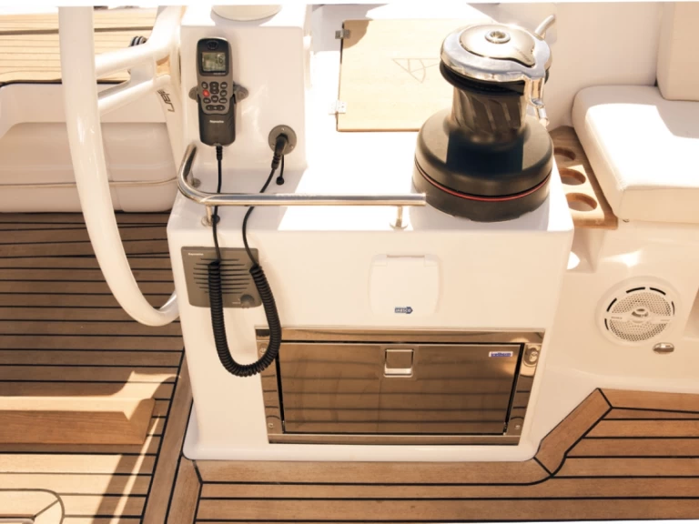 Elan Impression 50 charter bareboat eller skeppad i Biograd Na Moru