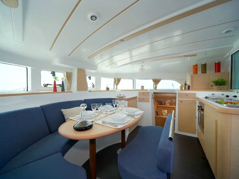 Yacht charter Biograd Na Moru billig Lagoon 380