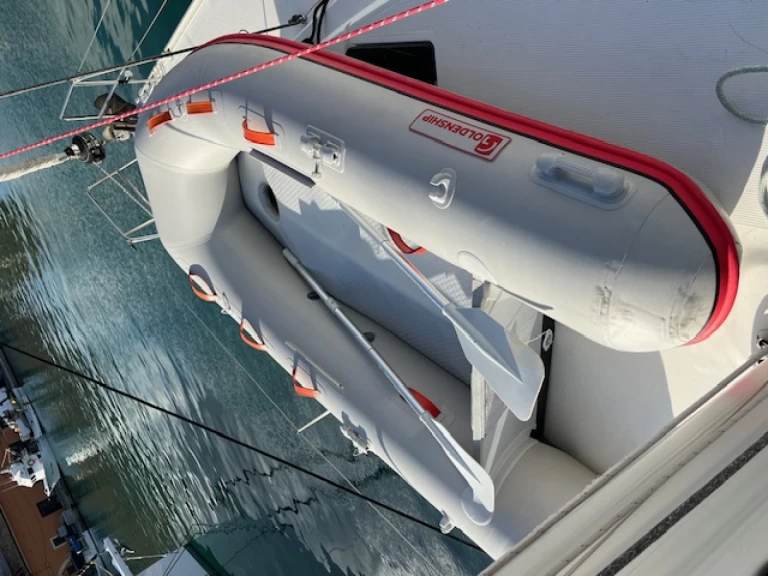 Hyra Segelbåt  med eller utan skeppare Bavaria Angra do Heroísmo 