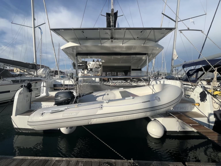 Hyra Katamaran  med eller utan skeppare Lagoon Lefkáda 