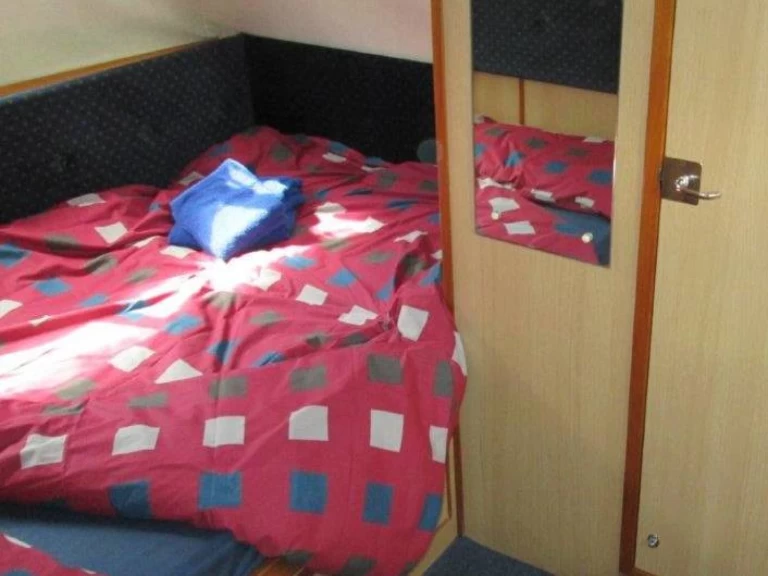 Hyr en Le Boat Curlew WHS Spean Bridge 