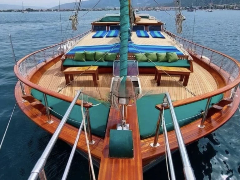 Hyr en  Gulet Gümbet 