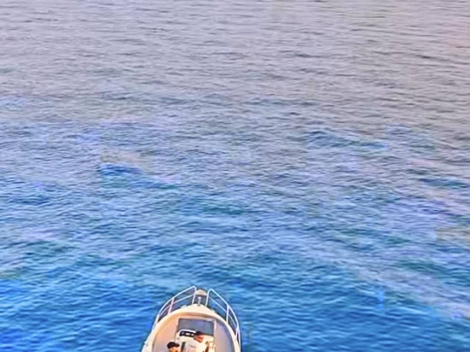 Hyra Motorbåt  med eller utan skeppare Bluemax Comino 