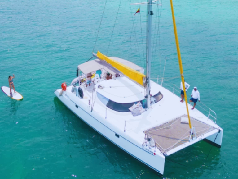 Hyr en Fountaine Pajot Lavezzi 40 Cartagena 