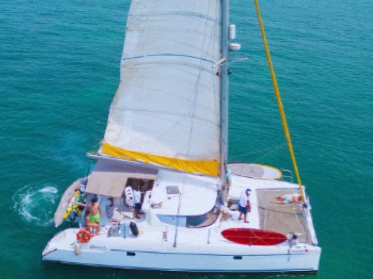 Yacht charter Cartagena billig Lavezzi 40