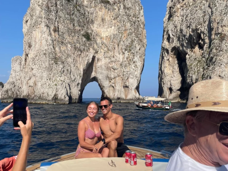 Yacht charter Capri billig 38 sport