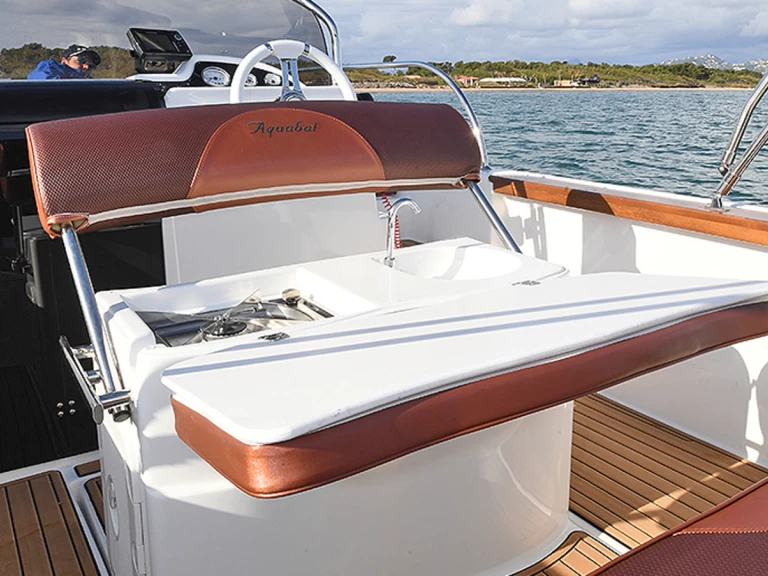 Aquabat SPORT INFINITY 21 charter bareboat eller skeppad i Sant Antoni de Portmany