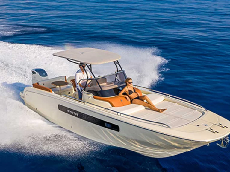 Uthyrning Marina de Palamós - Invictus  Invictus 270 FX av Samboat 