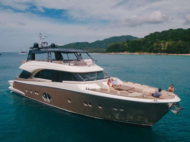 Hyra Lyx yacht med eller utan skeppare MonteCarloYachts Phuket (City) 