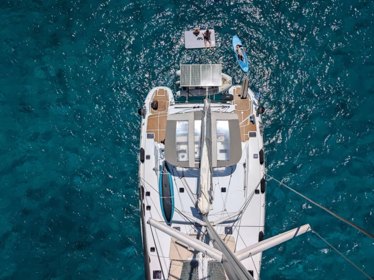 Lagoon Lagoon 500 2010 charter bareboat eller skeppad i Lavrio