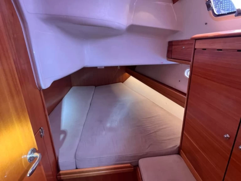 Yacht charter Punaauia billig Bavaria 39 Cruiser
