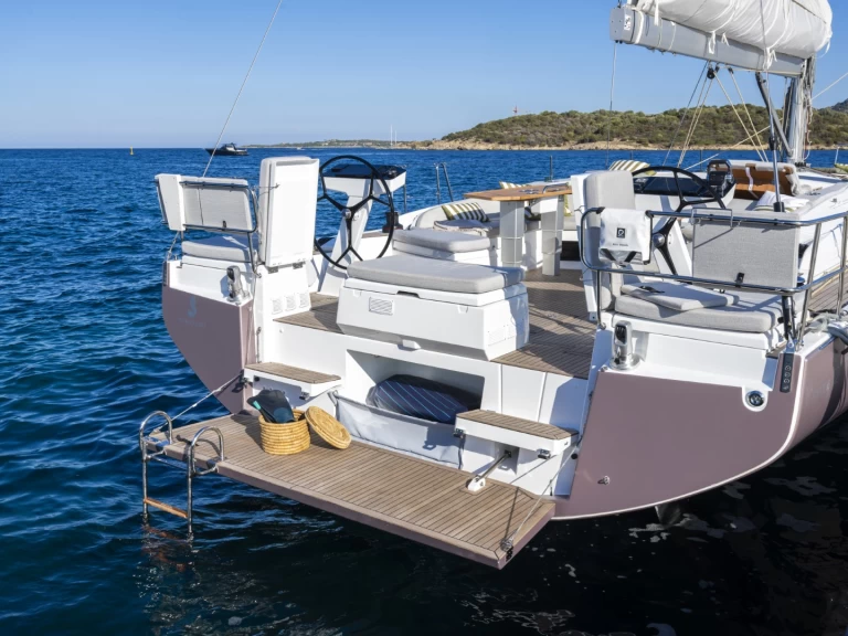 Yacht charter Split  billig Oceanis 52 - 3 cab.