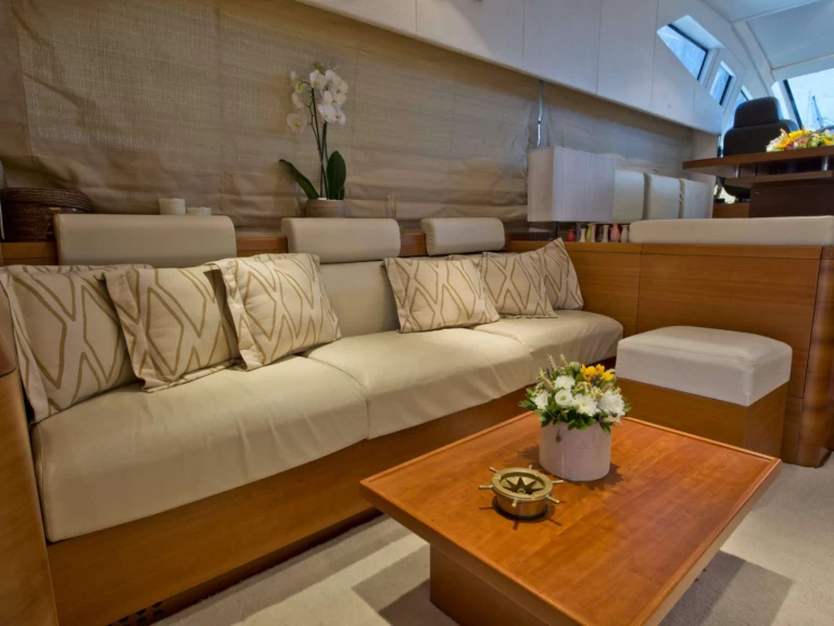 Uthyrning Eleusis - Aicon JULY av Samboat 