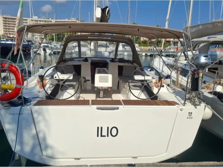 Uthyrning Cagliari - Dufour Dufour 430 Grand Large av Samboat 
