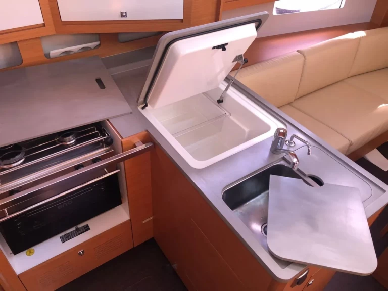 Segelbåt  för uthyrning Palermo till det bästa priset 