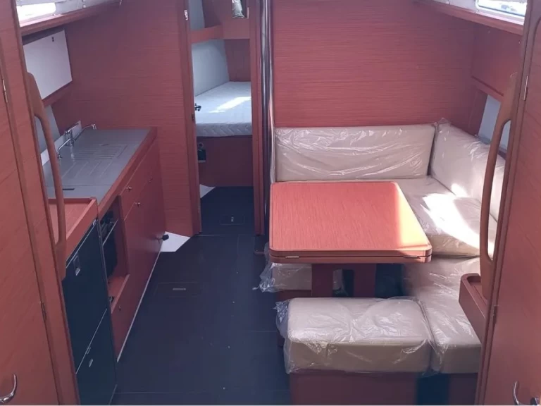 Hyr en Dufour Dufour 390 GL Cagliari 