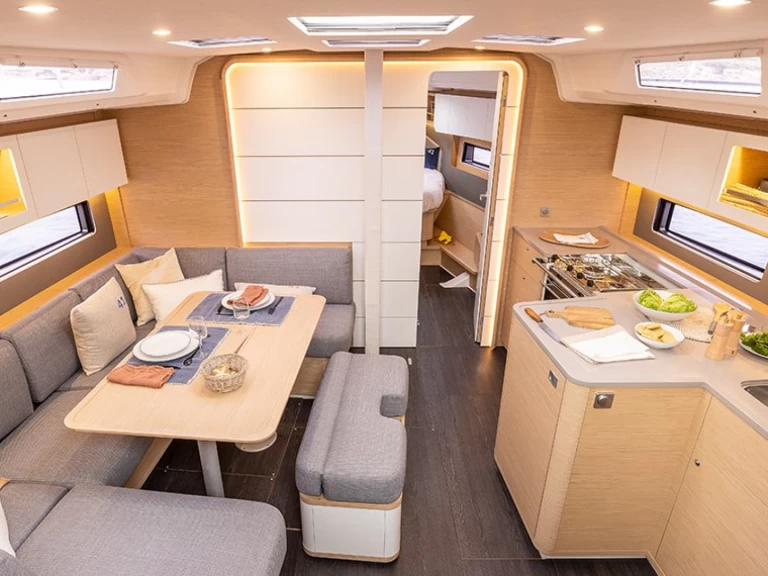 Yacht charter Cagliari billig Dufour 41