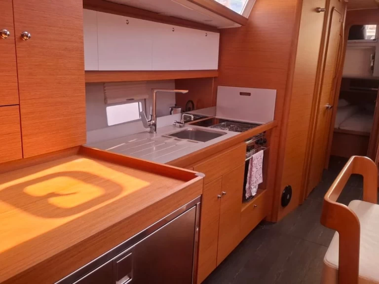 Uthyrning Segelbåt  Dufour med en båtlicens 