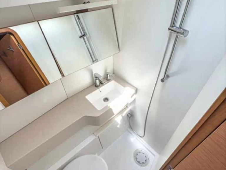 Hyr en Dufour Dufour 44 Procida 