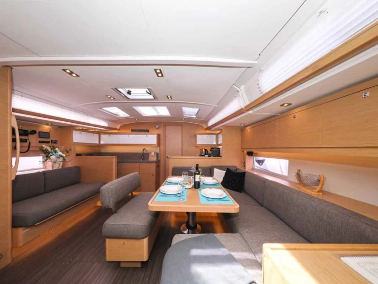 Uthyrning Segelbåt  i Cagliari - Dufour Dufour 470