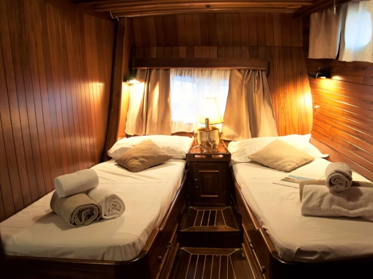 Uthyrning Milazzo -  Donna Marisa (ex Lady C) av Samboat 