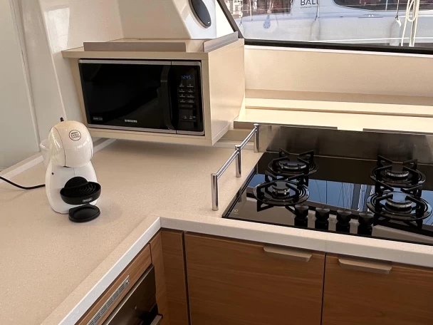 Uthyrning Katamaran  Bali med en båtlicens 