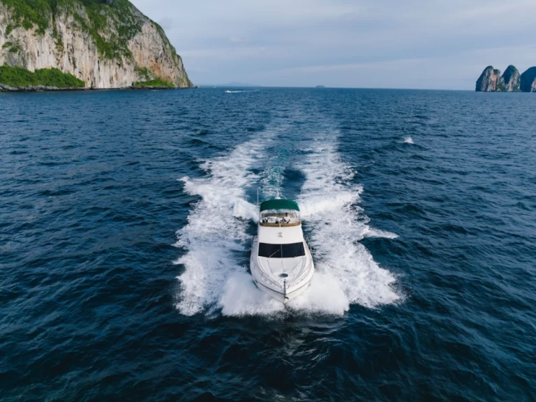 Uthyrning Phuket (City) - Princess Princess 42 Fly av Samboat 