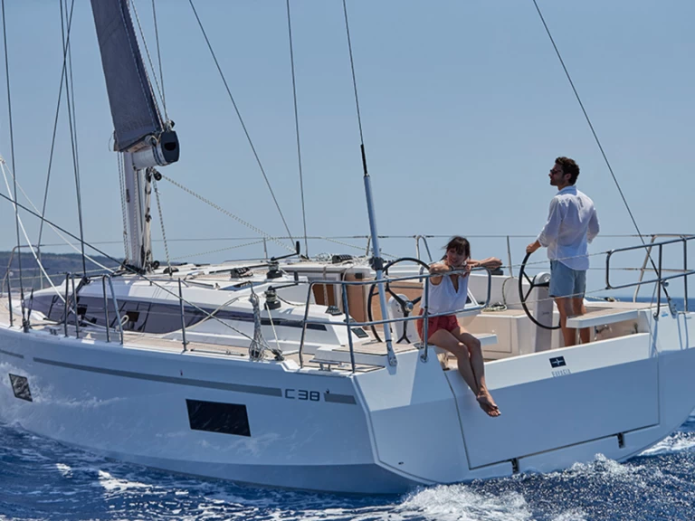 Yacht charter Marmaris billig Bavaria C38