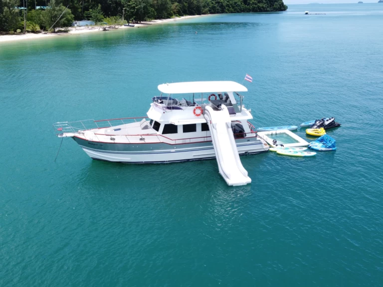 Yacht charter Phuket (City) billig Grand Banks 52