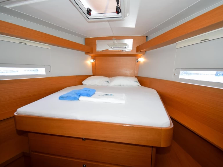 Uthyrning Segelbåt  i Preveza - Dufour Dufour 430 Grand Large