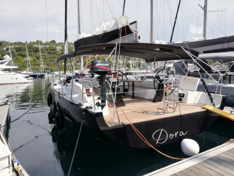 Hyra Segelbåt  med eller utan skeppare More Boats Donji Seget 