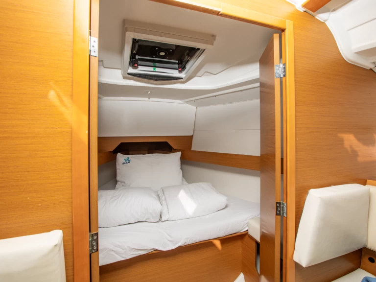 Båtuthyrning Jeanneau Sun Odyssey 349 i Punat på Samboat 