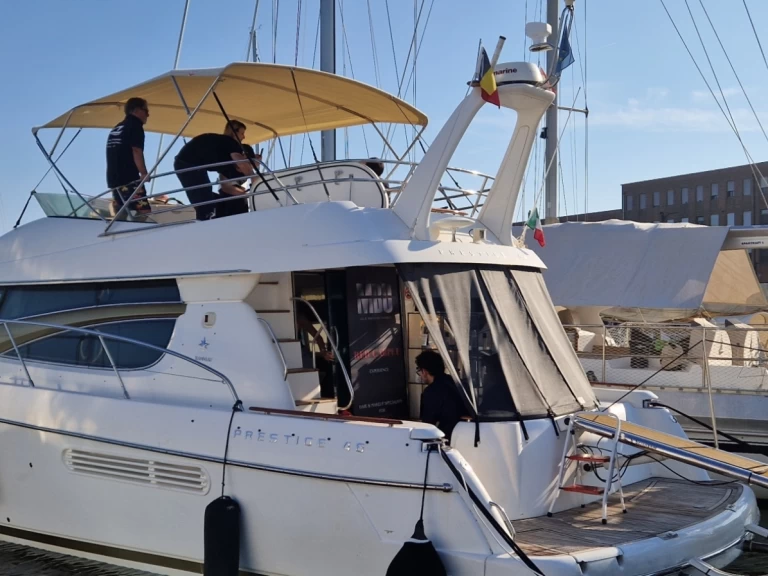 Båtuthyrning Jeanneau Prestige 460 Fly i Umag på Samboat 