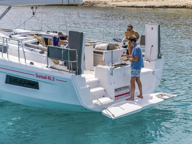 Dufour Dufour 41 charter bareboat eller skeppad i Lefkáda