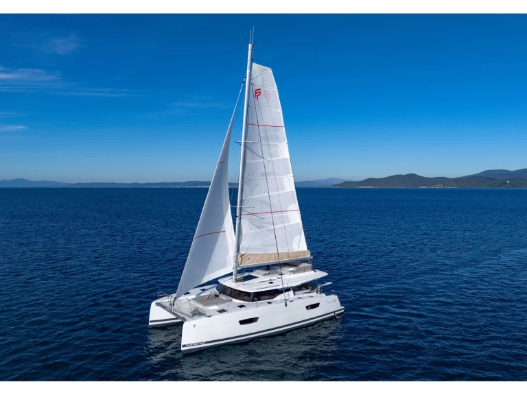 Yacht charter Cannigione billig Tanna 47