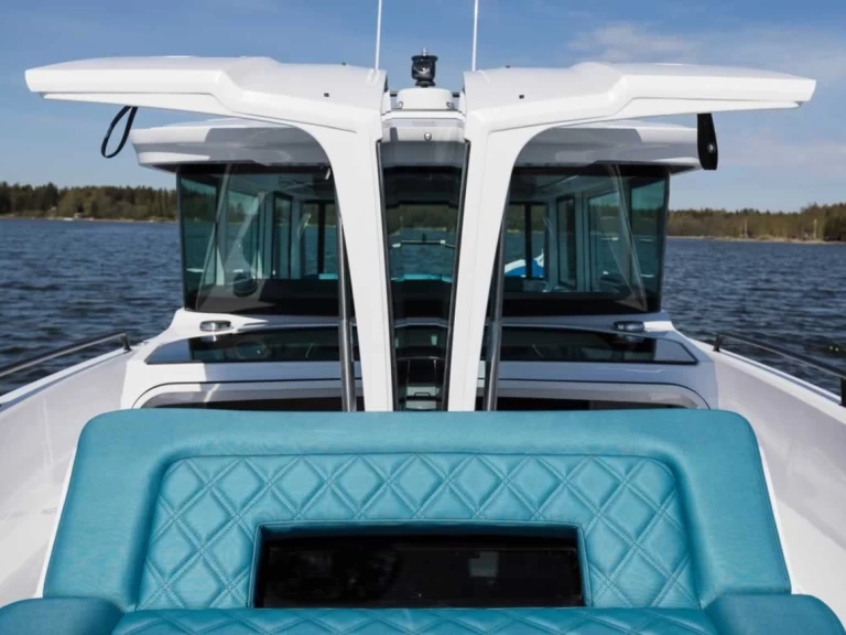 Hyra Motorbåt  med eller utan skeppare Axopar Skiathos 