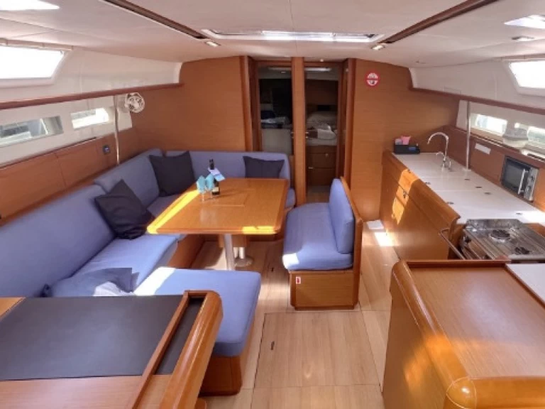Yacht charter Talamona billig Sun Odyssey 519