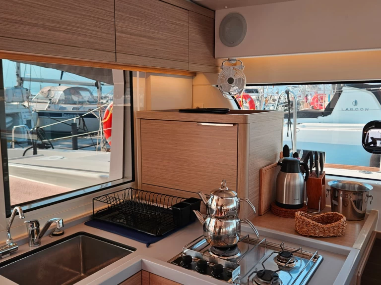 Båtuthyrning Lagoon Lagoon 40 i Marmaris på Samboat 