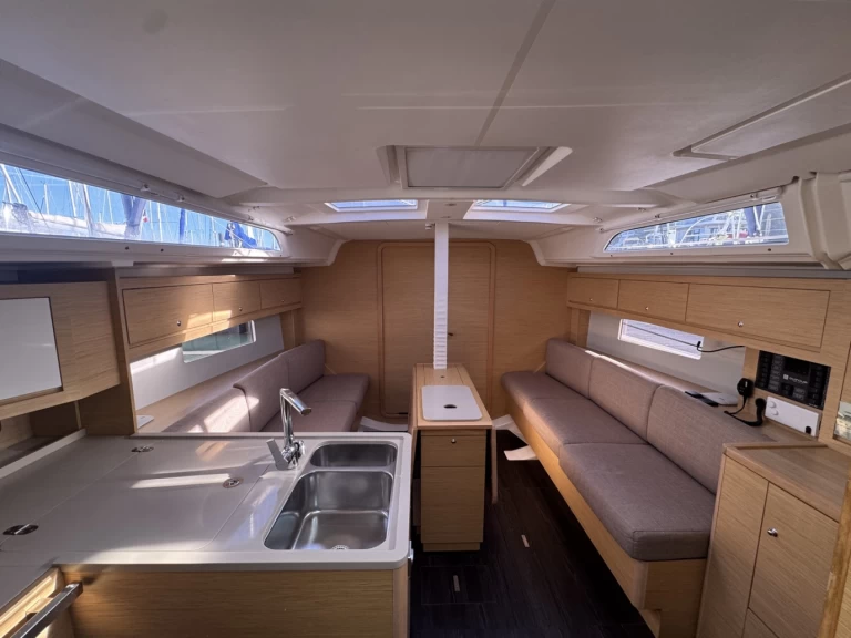 Uthyrning Segelbåt  Dufour med en båtlicens 