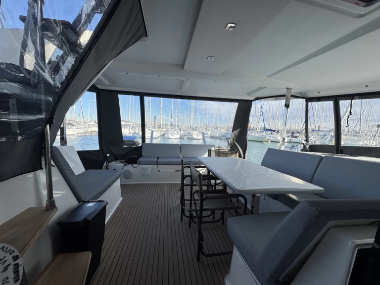 Båtuthyrning Fountaine Pajot Isla 40 i La Rochelle på Samboat 