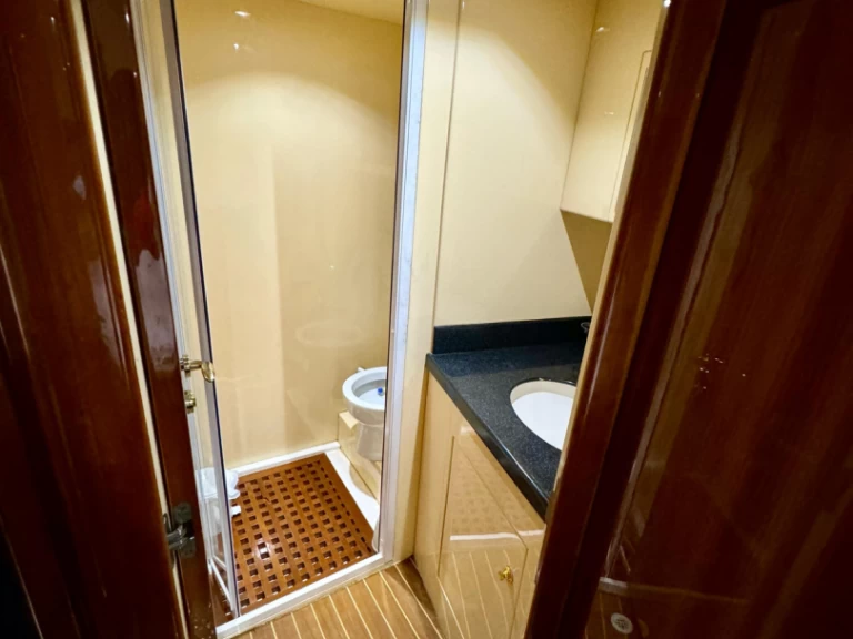 Uthyrning Motorbåt  i Dubai Marina - Gulf Craft - Majesty Yachts 45