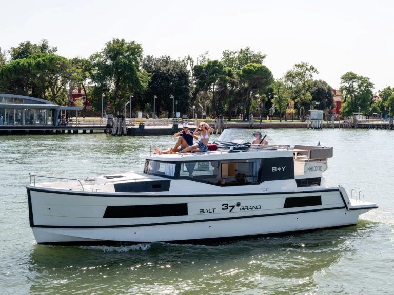 Kanalbåt för uthyrning Casale sul Sile till det bästa priset 