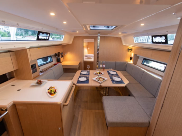 Yacht charter Preveza billig Bavaria C42