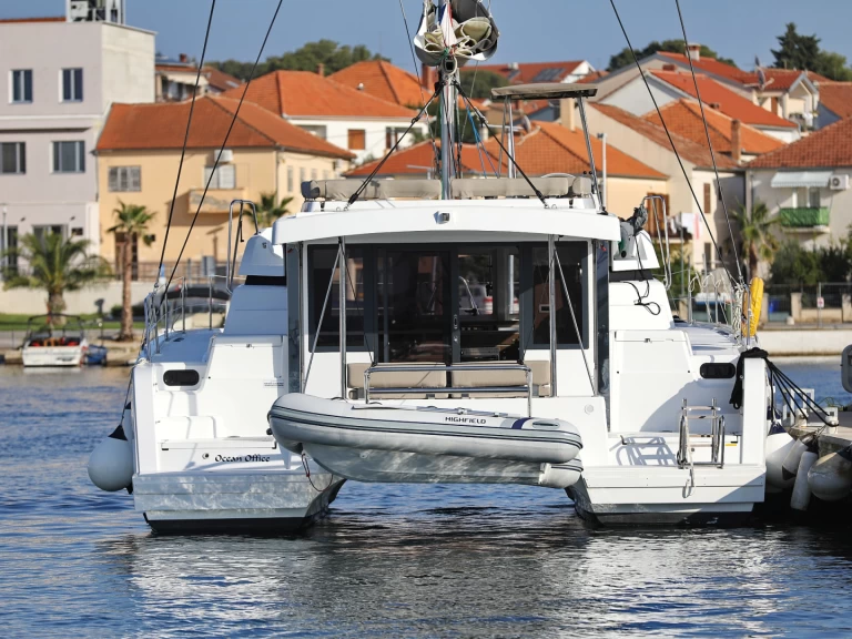 Hyr en Bali Bali Catspace Voile Trogir  