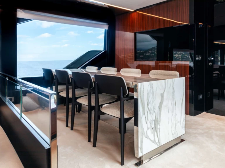 Riva L'AS BLEU charter bareboat eller skeppad i Monako 