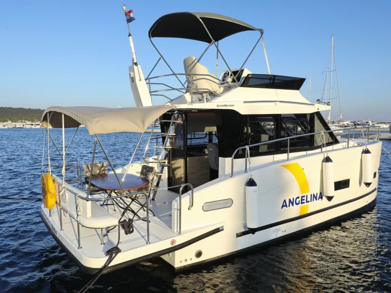 Yacht charter Sveti Filip i Jakov billig Futura 40 Grand Horizon